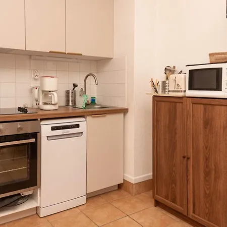 T2 Cabine, 4 Pers, Vue Mer, Parking, A 10m - Fr-1-803-61 Le Lavandou